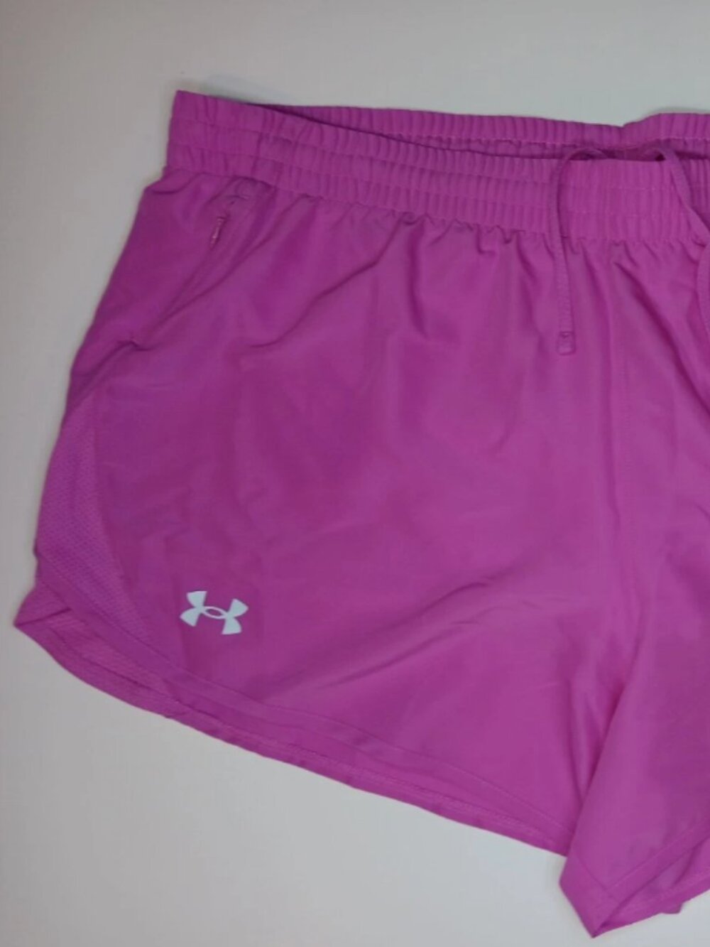 Under Armour Women's Fly 8 3" Shorts Size XL Pink